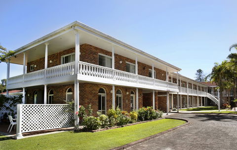 Aston Motel Yamba - Flights 18