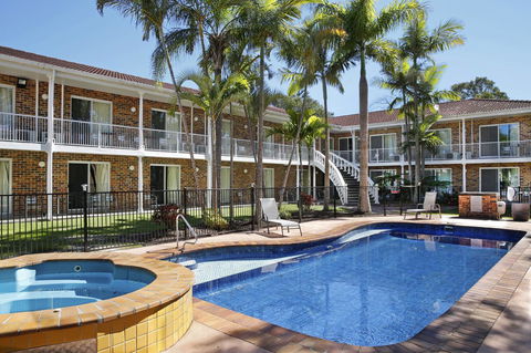 Aston Motel Yamba - Flights 5