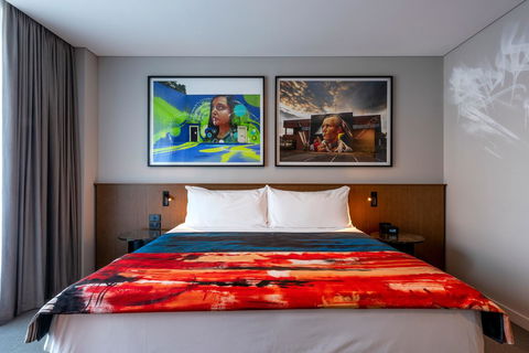 The Adnate Perth - Art Series - Flights 15