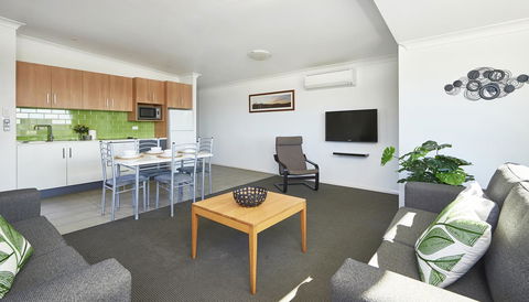 Harbour View Apartments - Flights 5