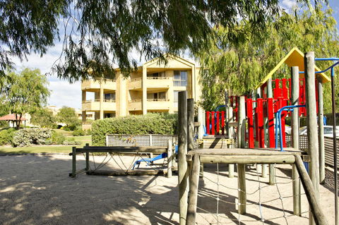 Abbey Beach Resort - Flights 40