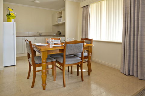 Abbey Beach Resort - Flights 10
