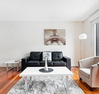 Parklane Apartments - Flights