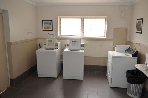 Country Comfort Amity Motel - Flights 14