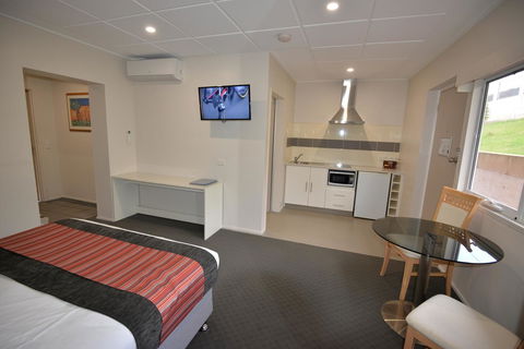 Country Comfort Amity Motel - Flights 22