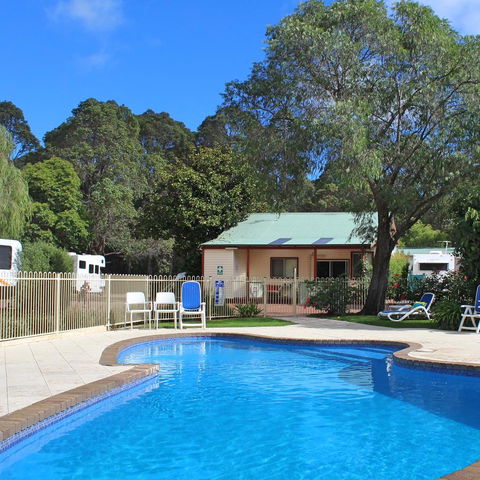 Margaret River Tourist Park - Flights 0