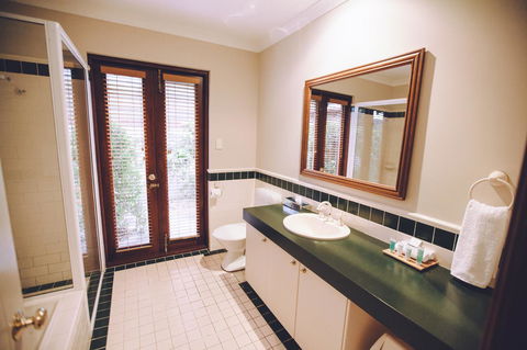 Margaret River Resort - Flights 23