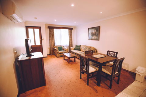 Margaret River Resort - Flights 28