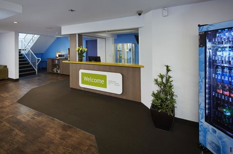 Ibis Budget Perth Airport - Flights 6
