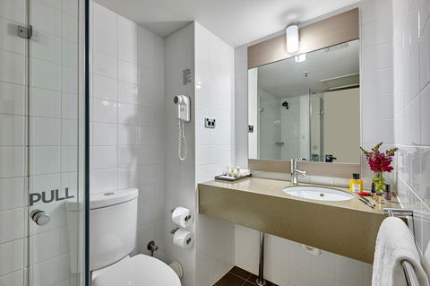 Ibis Perth - Flights 1