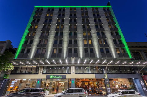 Holiday Inn Perth City Centre, An IHG Hotel - Flights 11