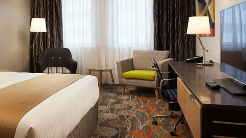 Holiday Inn Perth City Centre, An IHG Hotel - Flights 13