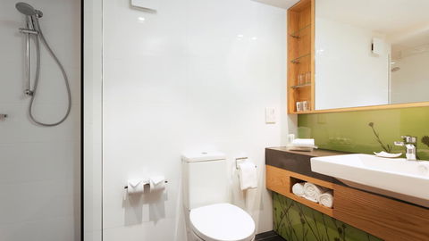 Holiday Inn Perth City Centre, An IHG Hotel - Flights 26