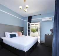 The Stirling Arms Hotel - Flights