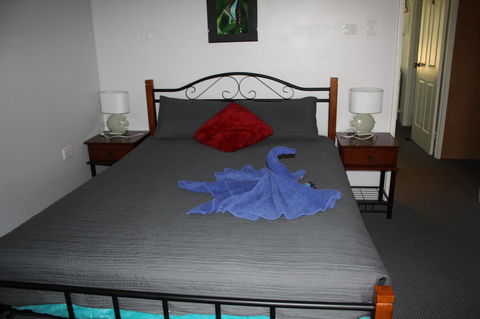 The Heights Bed & Breakfast - Flights 6