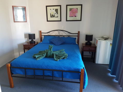 The Heights Bed & Breakfast - Flights 9