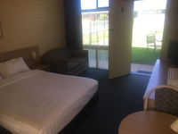 Book Junee Accommodation Vacations Flights Flights