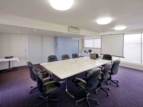 Ibis Styles Tamworth - Flights 28