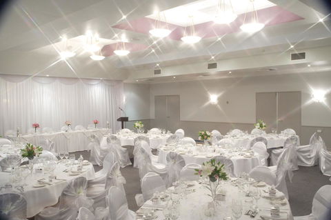 Ibis Styles Tamworth - Flights 13