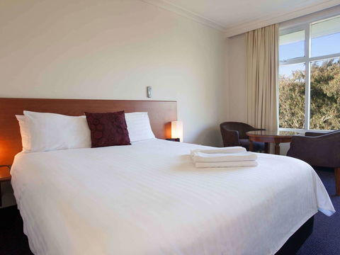 Ibis Styles Tamworth - Flights 34