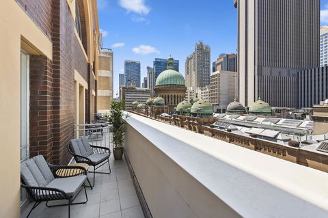 YEHS Hotel Sydney QVB - Flights 12