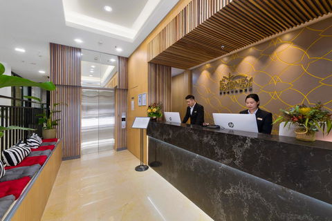 YEHS Hotel Sydney QVB - Flights 2
