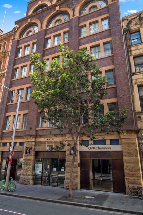 YEHS Hotel Sydney QVB - Flights 26