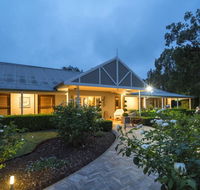 Thistle Hill Guesthouse - Flights