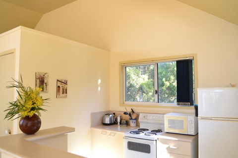Bundle Hill Cottages - Flights 40