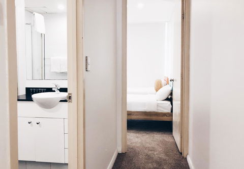 DD Apartments Chinatown - Flights 34