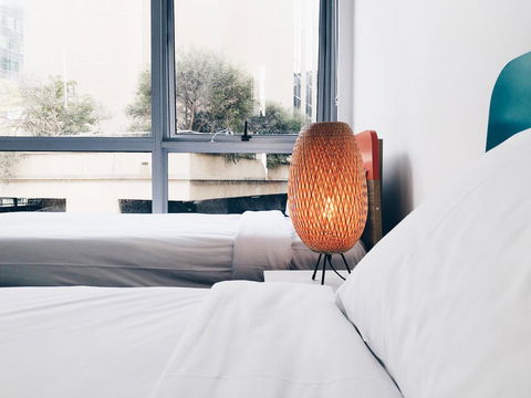 DD Apartments Chinatown - Flights 36