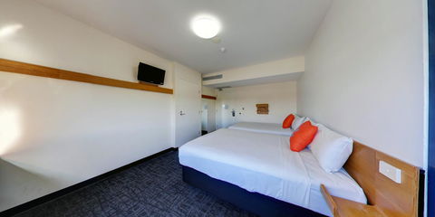 Ibis Budget Sydney Airport - Flights 9