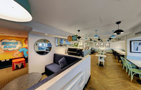 Ibis Budget Sydney Airport - Flights 5