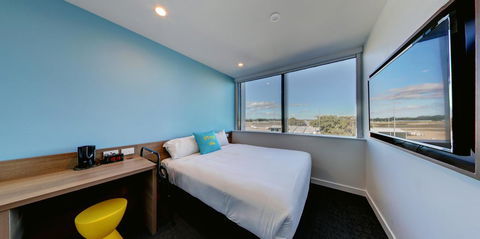 Ibis Budget Sydney Airport - Flights 13