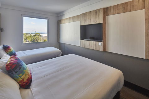Ibis Budget Sydney Airport - Flights 17