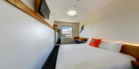 Ibis Budget Sydney Airport - Flights 16