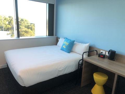 Ibis Budget Sydney Airport - Flights 18