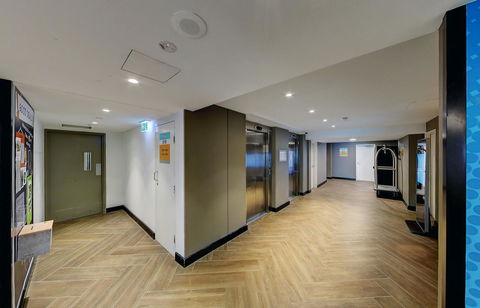 Ibis Budget Sydney Airport - Flights 7