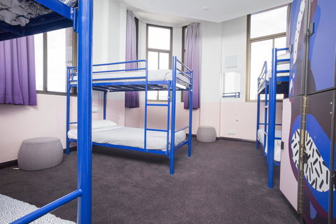 YHA Sydney Central - Flights 27