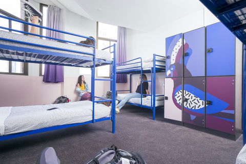 YHA Sydney Central - Flights 38