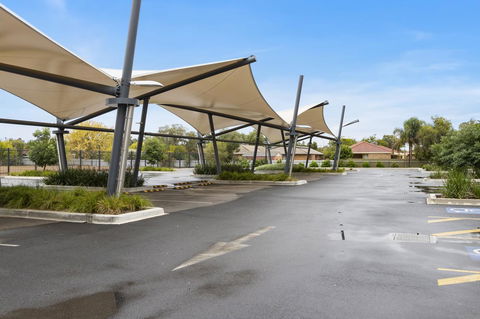 Quality Hotel Rules Club Wagga - Flights 11