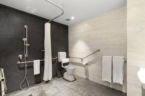 Quality Hotel Rules Club Wagga - Flights 9