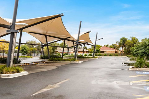 Quality Hotel Rules Club Wagga - Flights 10