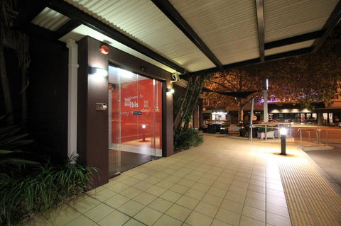 Ibis Newcastle - Flights 31