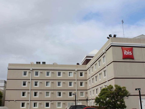 Ibis Newcastle - Flights 36