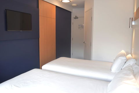 Ibis Budget - Gosford - Flights 10
