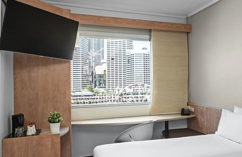 Ibis Sydney Darling Harbour - Flights 2