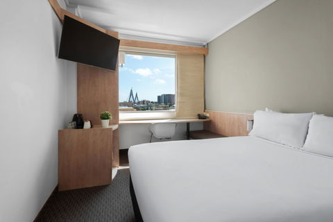 Ibis Sydney Darling Harbour - Flights 15