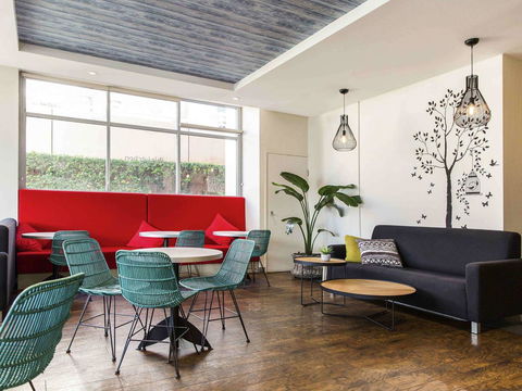 Ibis Sydney Darling Harbour - Flights 28