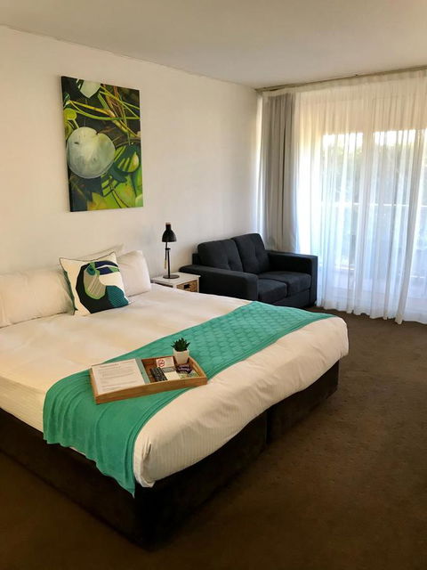 Charlesworth Bay Beach Resort - Flights 14